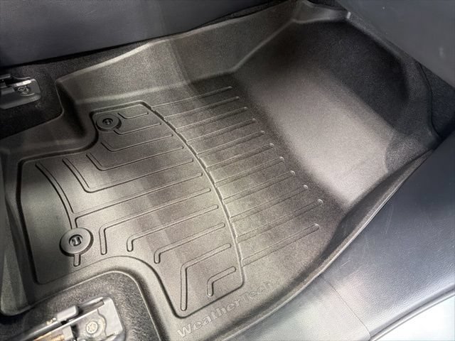 Used 2024 Toyota Grand Highlander AWD Hybrid image 16