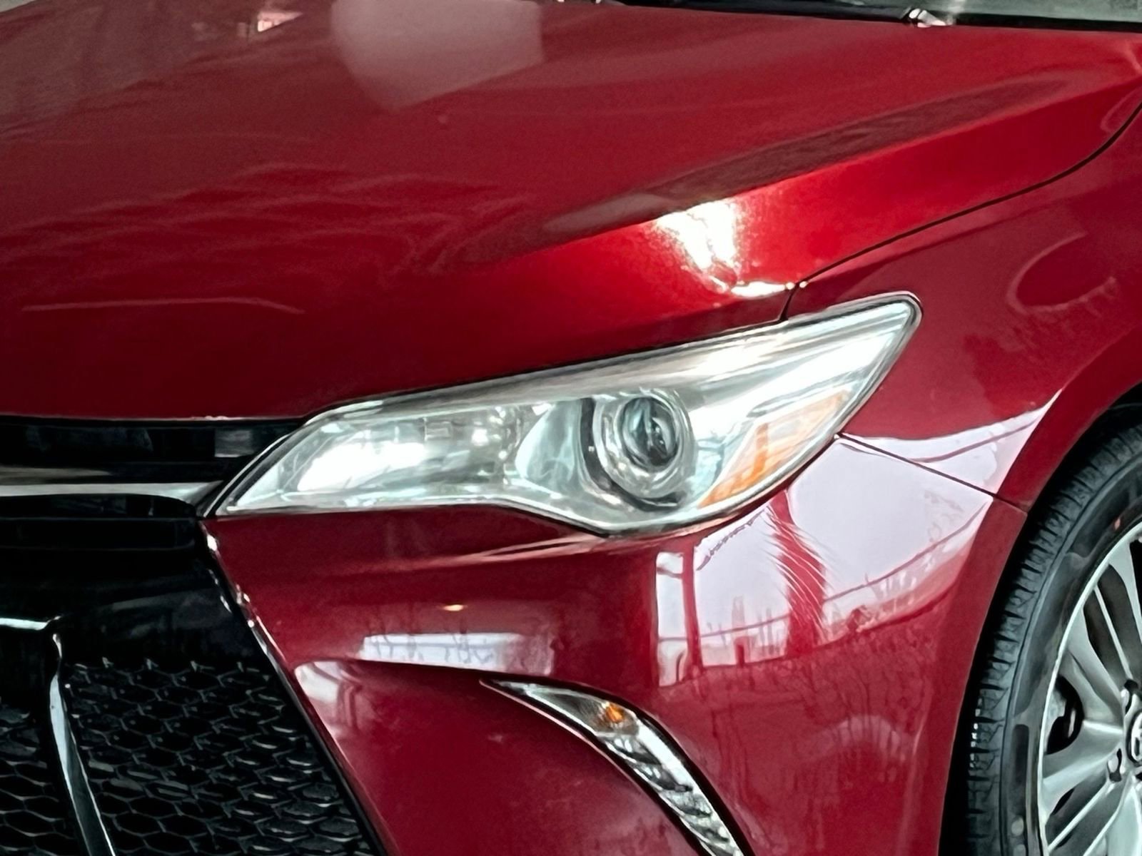 Used 2017 Toyota Camry XLE image 5