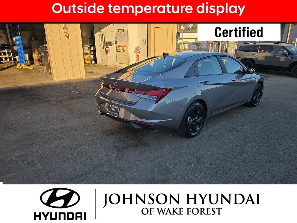 Certified 2023 Hyundai Elantra SEL w/ Preferred Accessory Package image 13