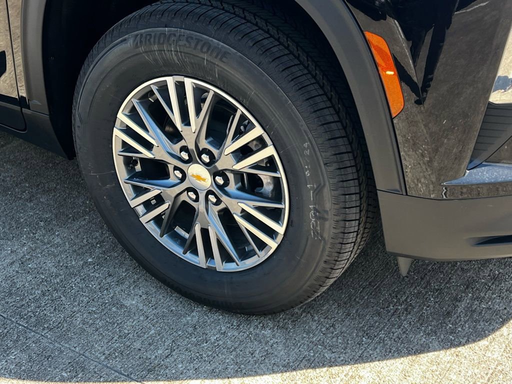 New 2026 Chevrolet Traverse LT w/ Driver Confidence Package image 12