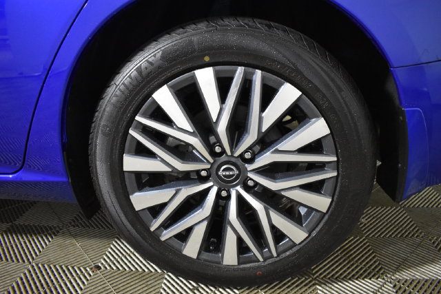 Certified 2025 Nissan Altima 2.5 SV w/ SV Premium Package AWD/4WD image 40