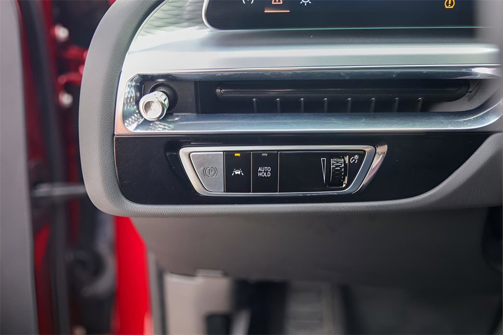 Certified 2024 Cadillac Lyriq Sport image 14