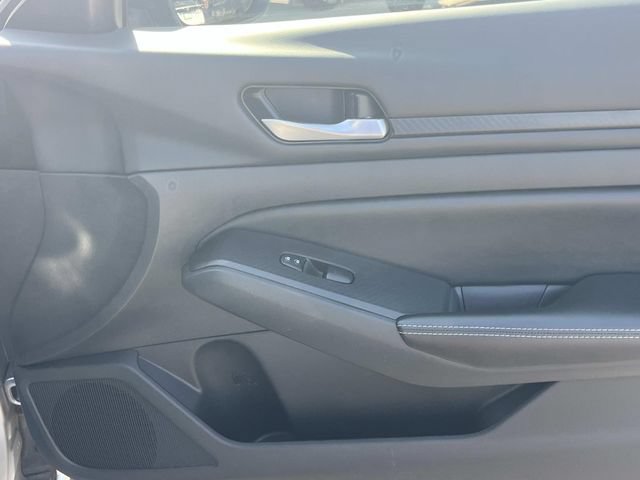 Certified 2024 Nissan Altima 2.5 SV FWD image 21