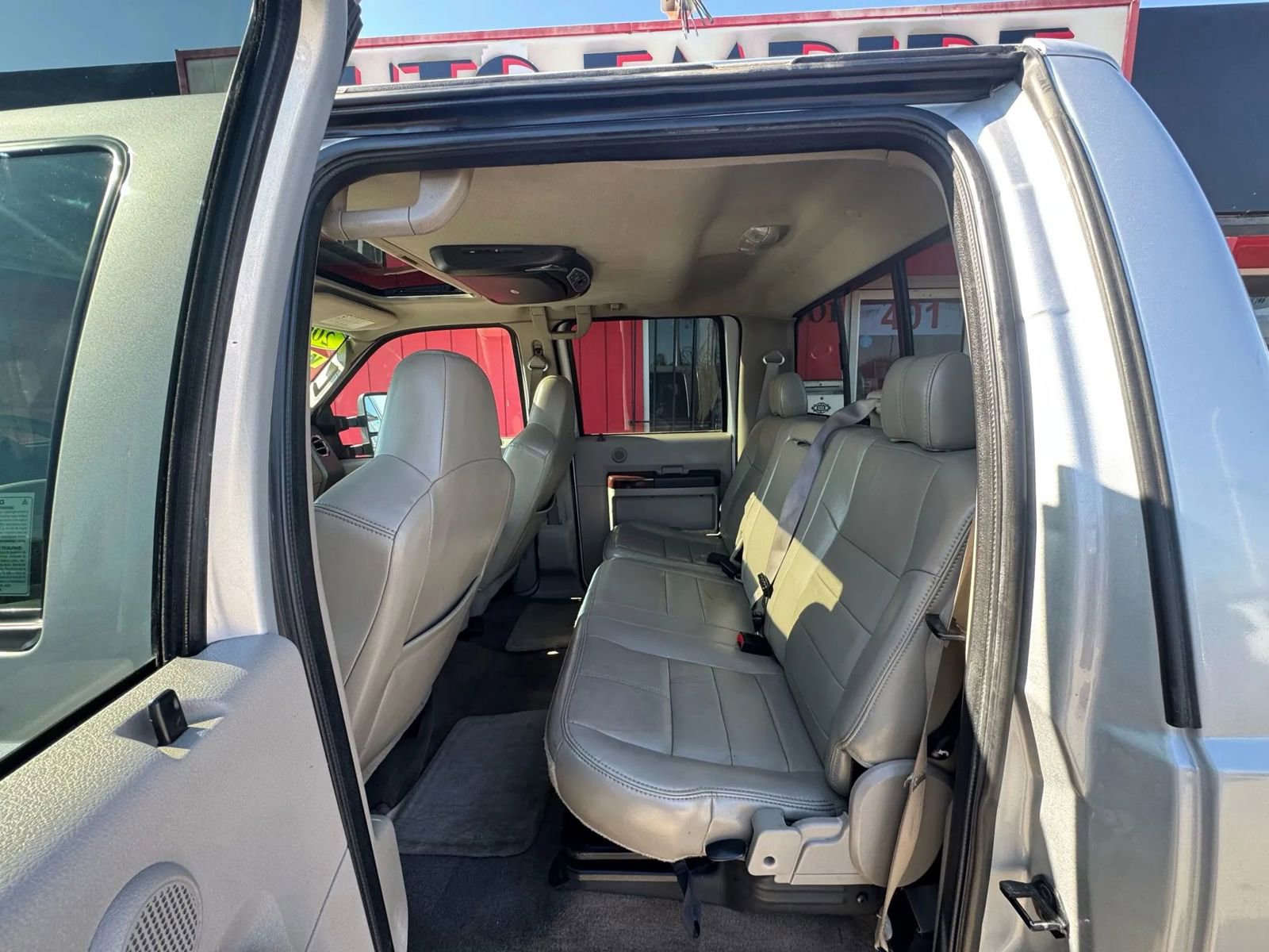 Used 2009 Ford F250 Lariat image 10