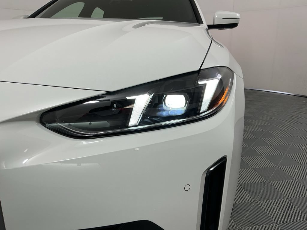 New 2026 BMW i4 eDrive40 w/ Premium Package RWD image 8