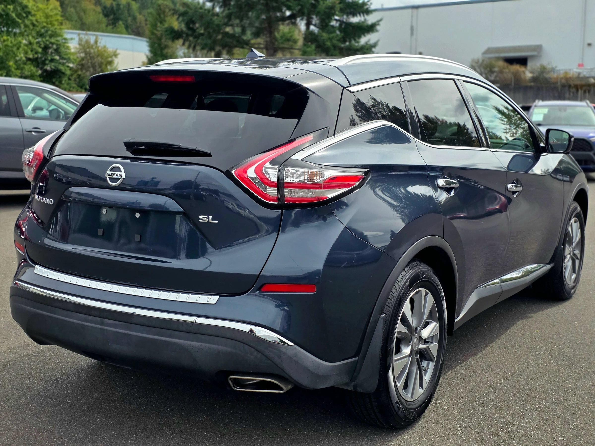 Used 2015 Nissan Murano SL w/ Cargo Package FWD image 13
