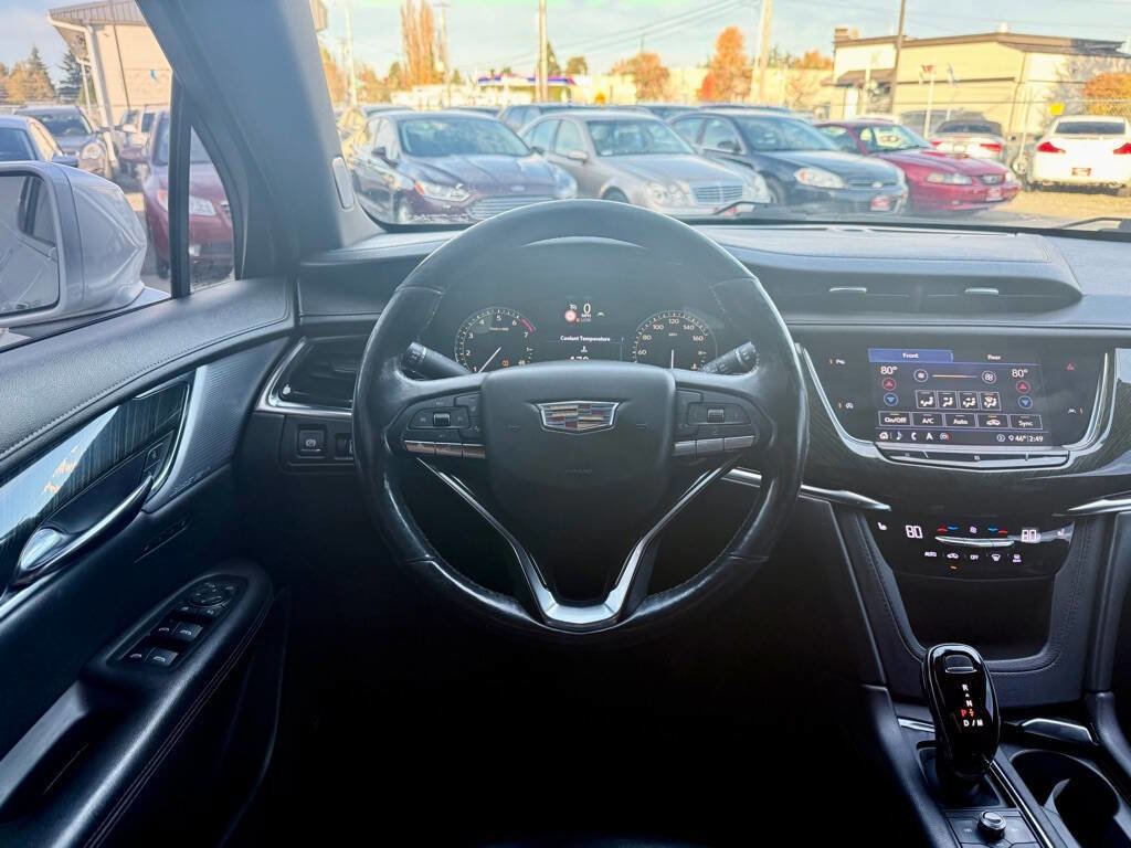 Used 2020 Cadillac XT6 Premium Luxury image 13