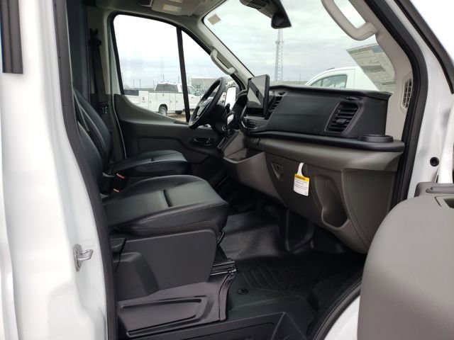 New 2026 Ford Transit 250 148 Medium Roof image 18