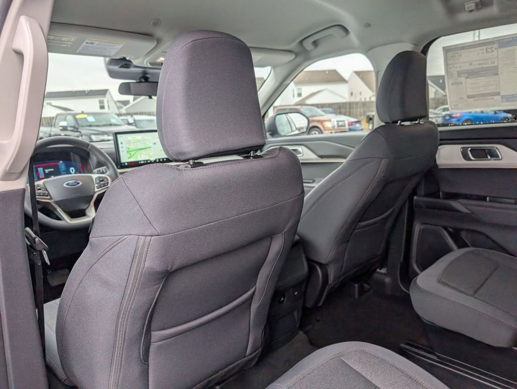 New 2026 Ford Explorer Active image 40