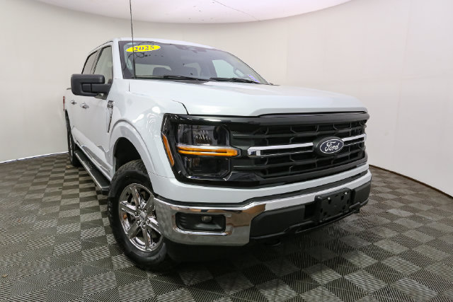 Used 2025 Ford F150 XLT w/ Equipment Group 301A Standard AWD/4WD image 3
