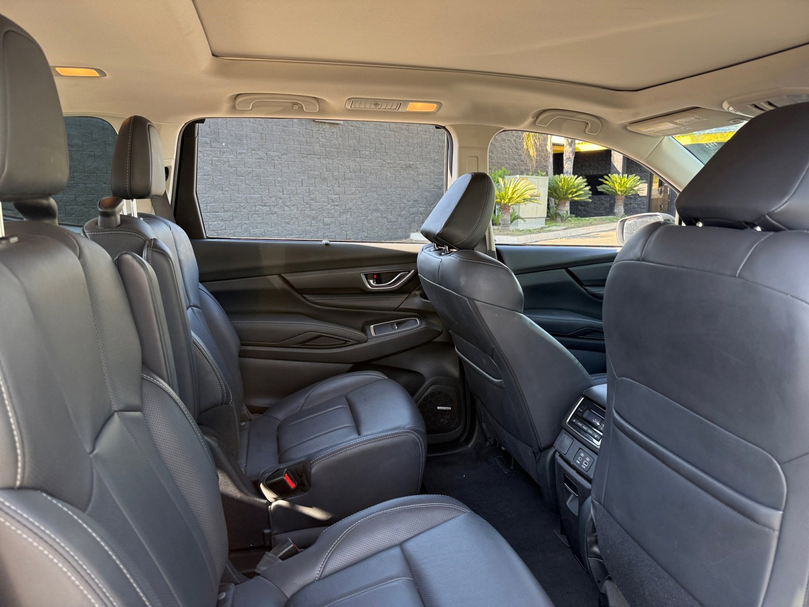 Used 2023 Subaru Ascent Limited w/ Technology Package image 18