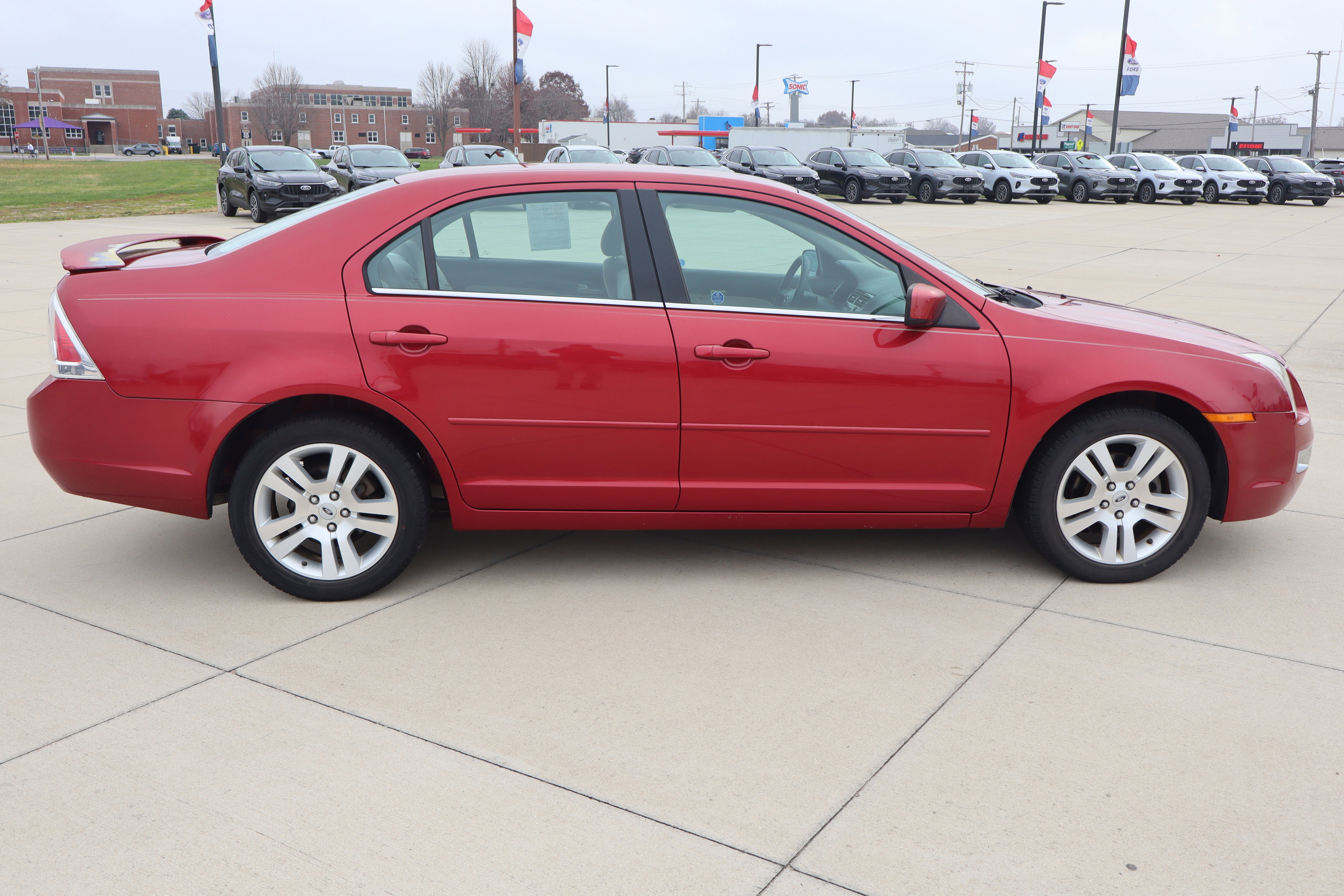 Used 2006 Ford Fusion SEL image 4
