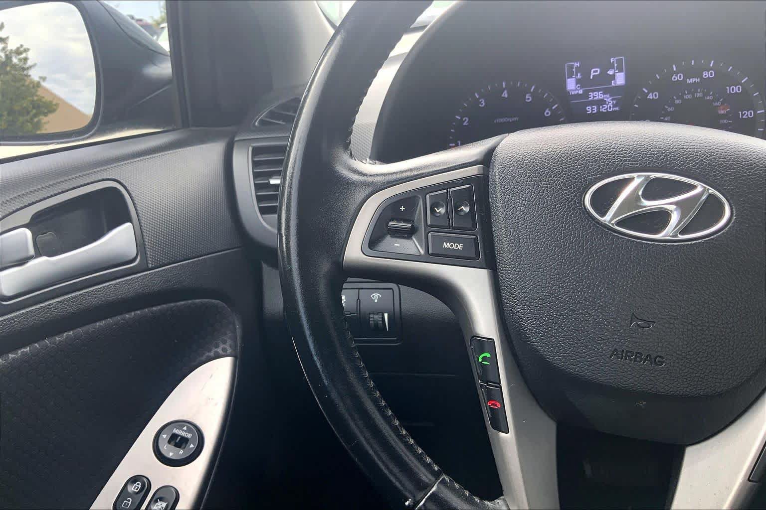 Used 2015 Hyundai Accent Sport FWD image 24