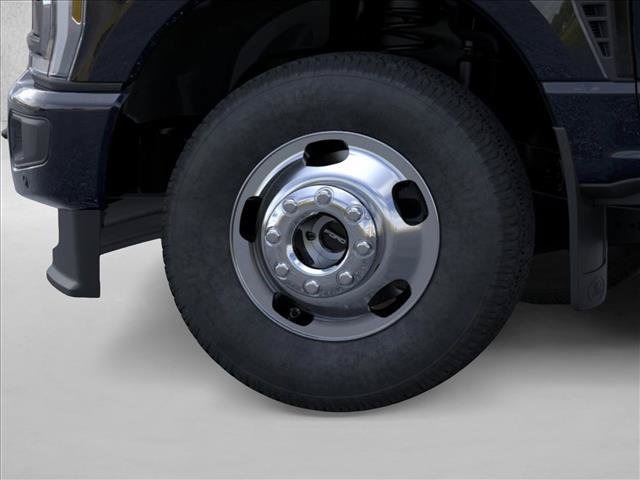 New 2026 Ford F350 Platinum AWD/4WD image 19