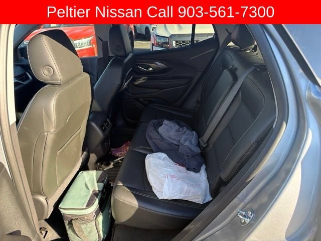 Used 2024 GMC Terrain SLT w/ Tech Package FWD image 19