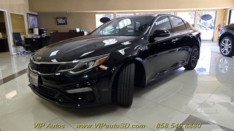 Used 2020 Kia Optima SE FWD image 2