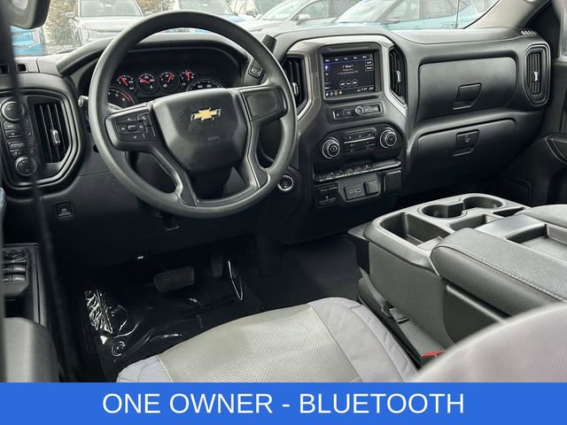 Used 2023 Chevrolet Silverado 1500 Custom image 2