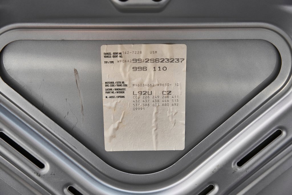 Used 2002 Porsche 911 Carrera image 17