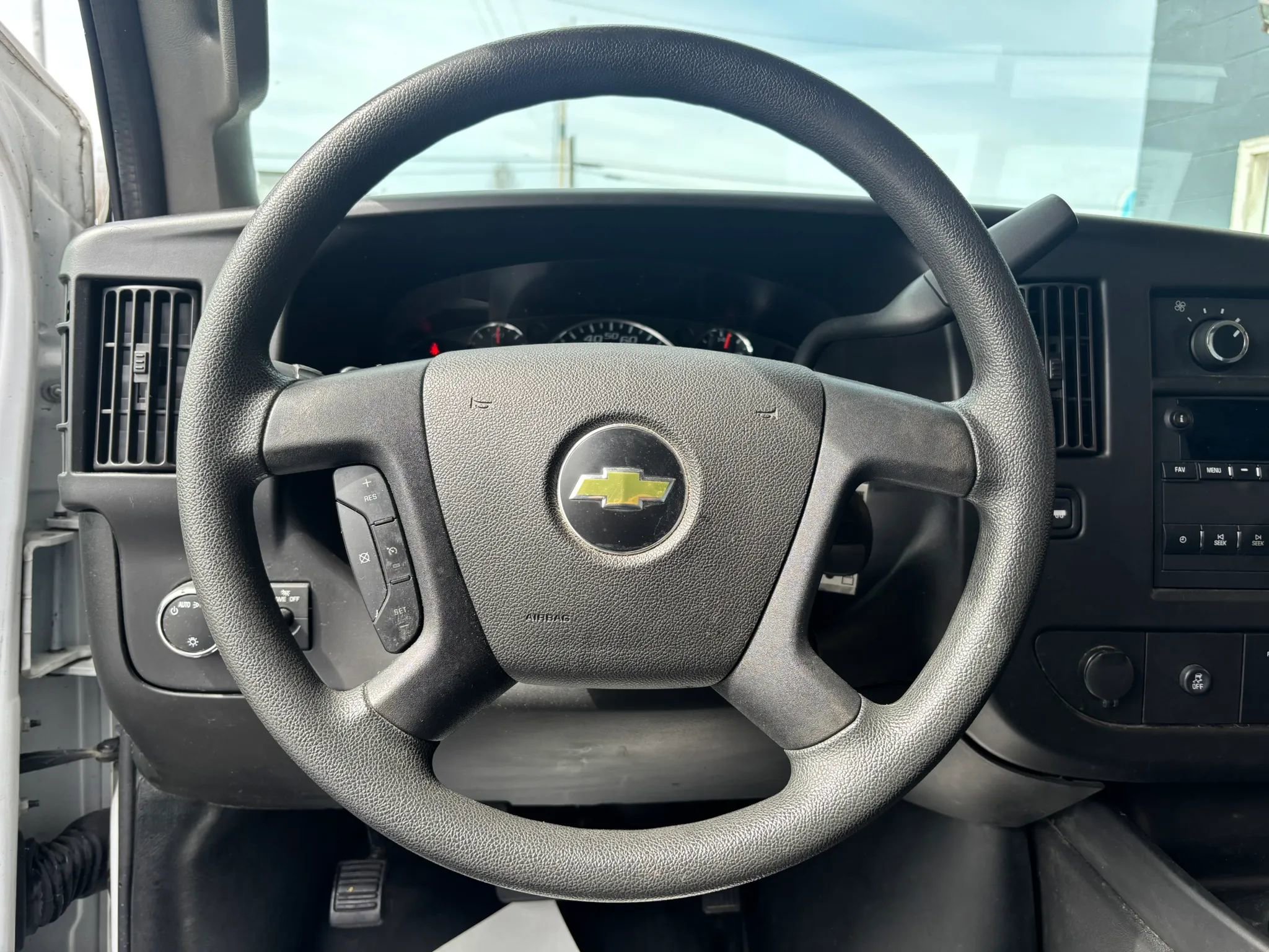 Used 2020 Chevrolet Express 2500 w/ Driver Convenience Package image 21