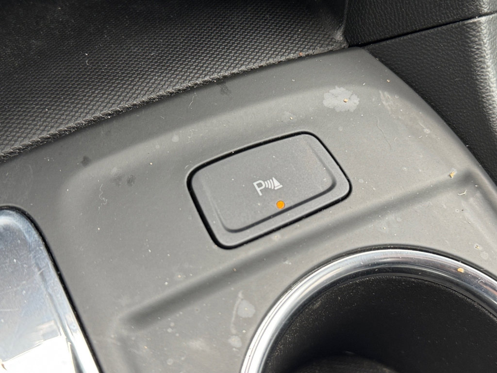 Used 2022 Chevrolet Equinox LT image 26