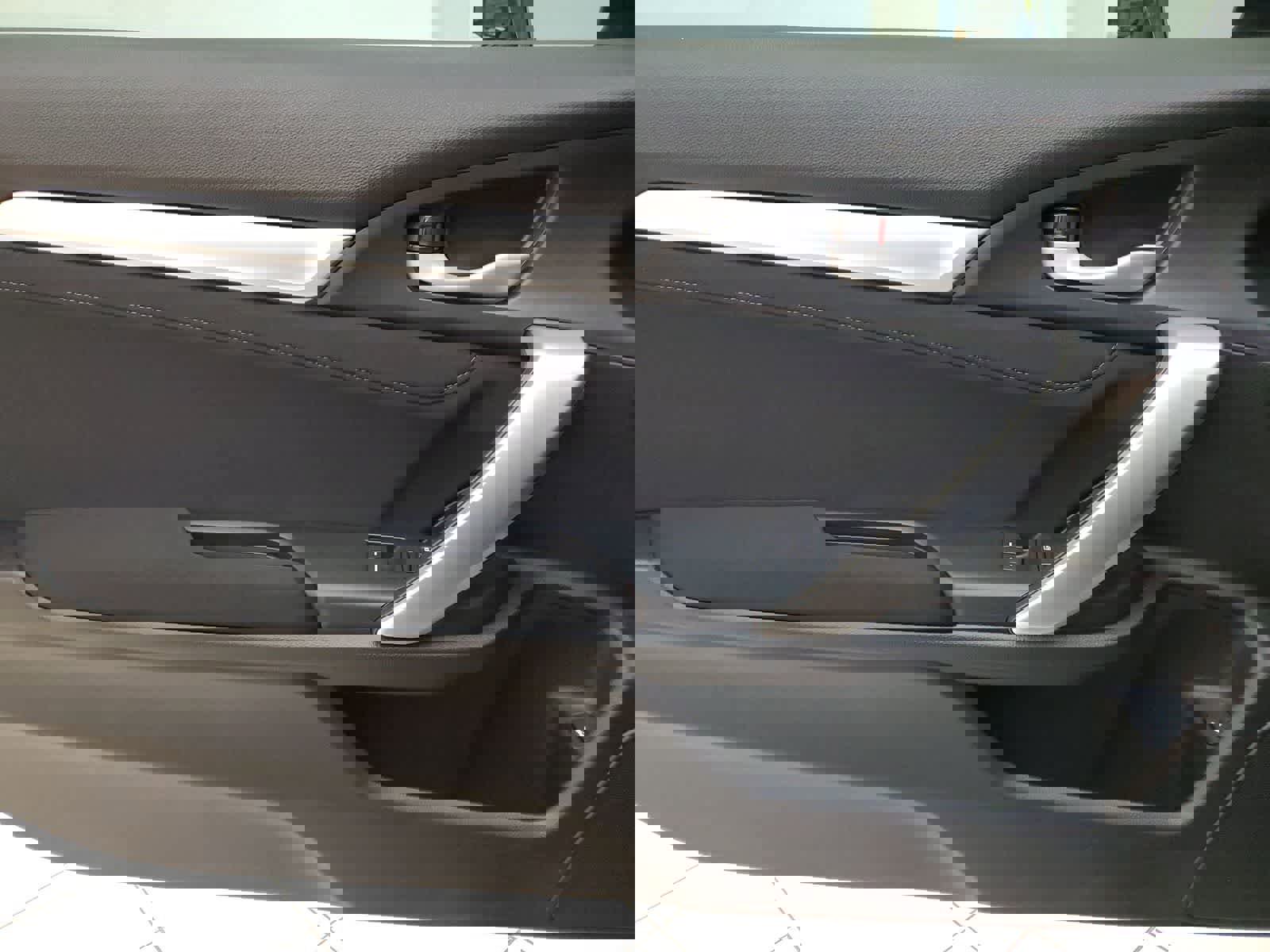 Used 2019 Honda Civic EX image 16