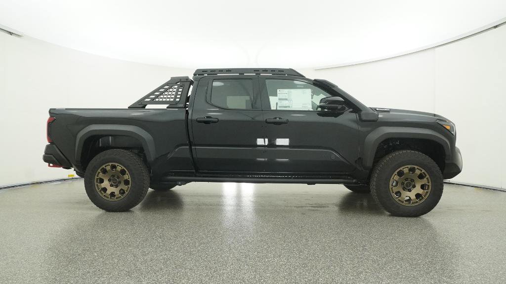 New 2025 Toyota Tacoma Trailhunter image 2