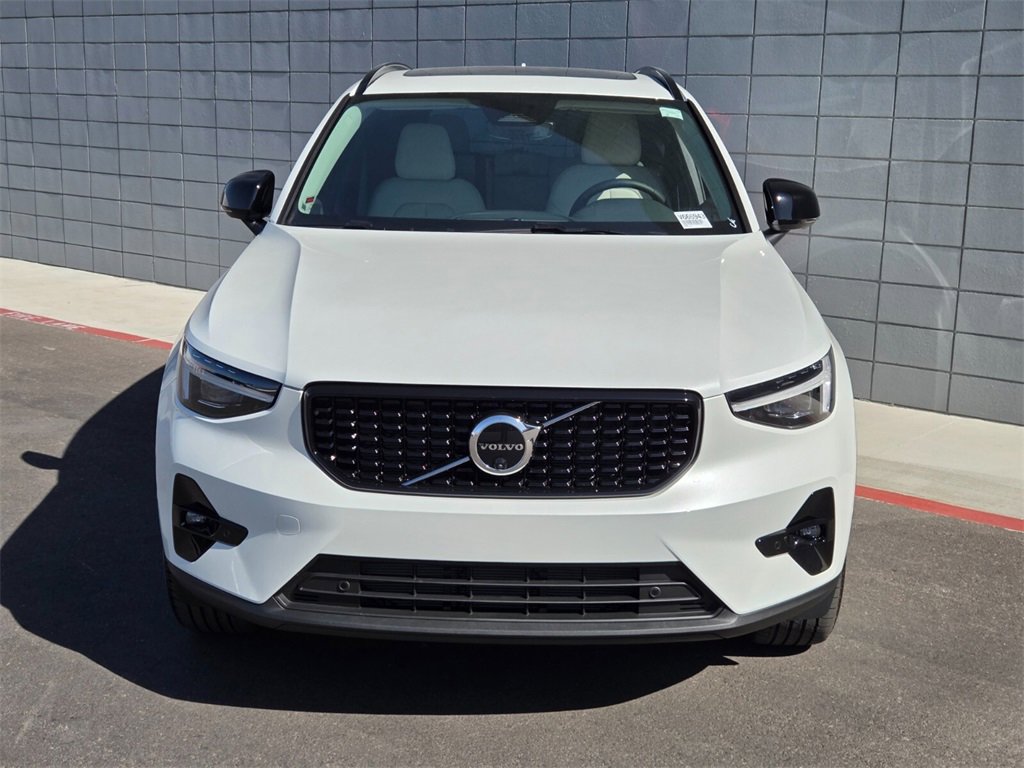 New 2026 Volvo XC40 B5 Plus w/ Protection Package Premier image 5