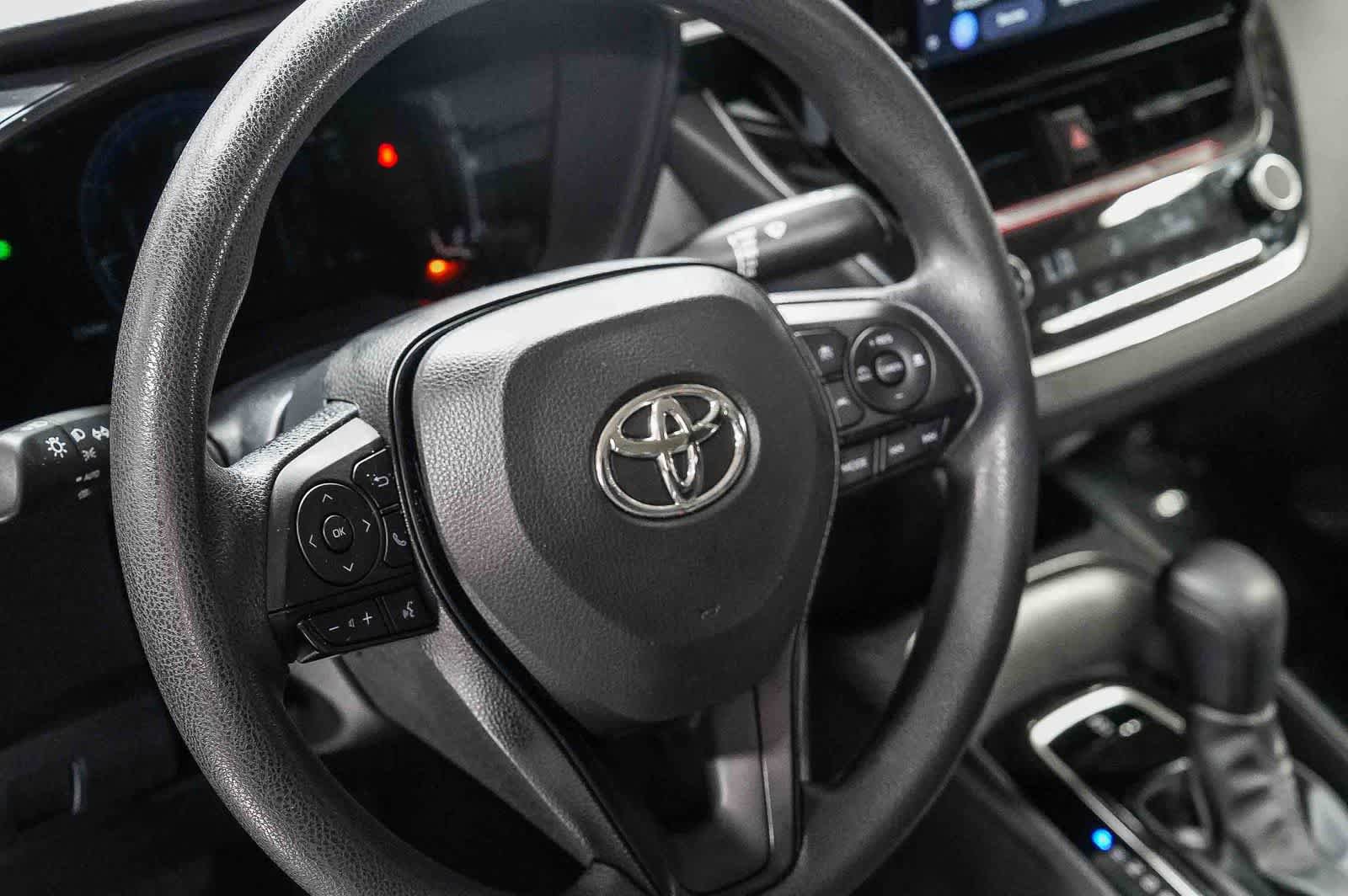 Certified 2026 Toyota Corolla LE FWD image 20