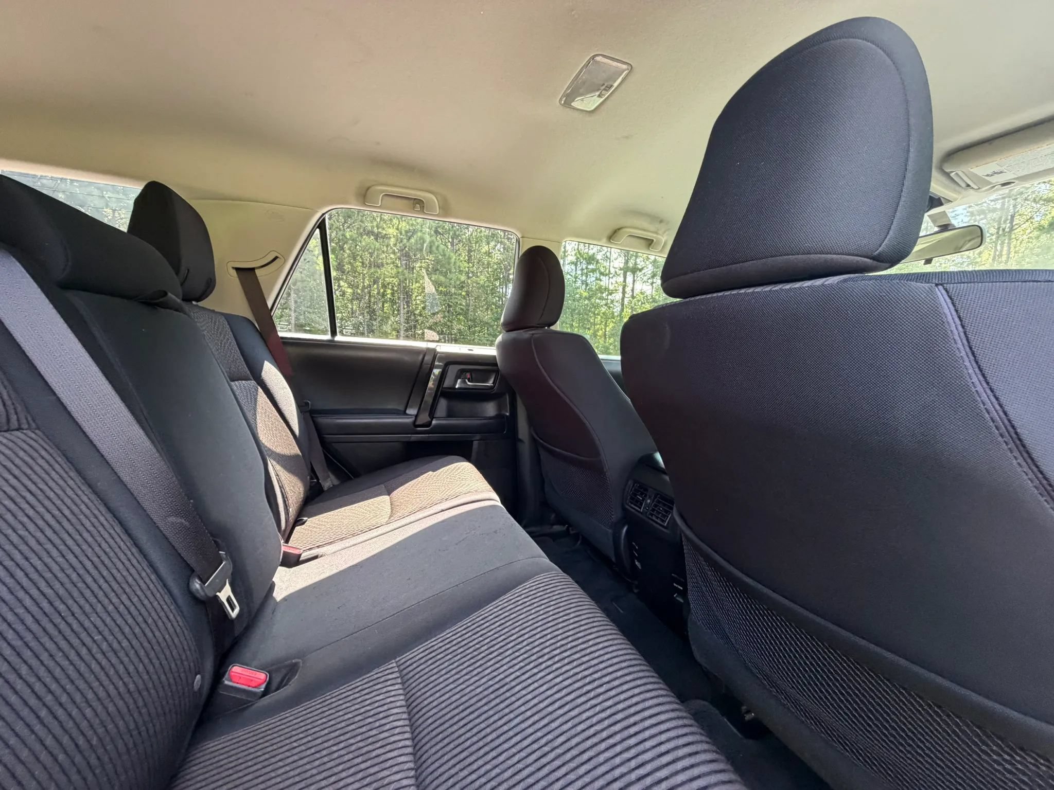Used 2018 Toyota 4Runner TRD Off-Road AWD/4WD image 16