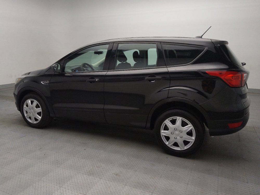 Used 2019 Ford Escape S FWD image 3