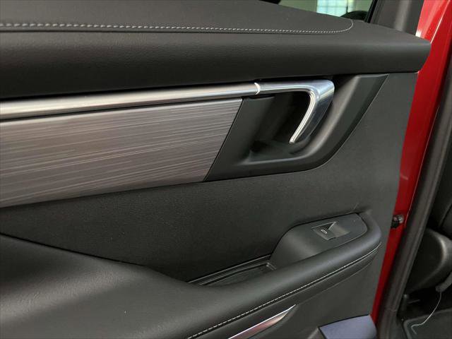 Used 2025 Buick Enclave Preferred w/ Power Package image 12