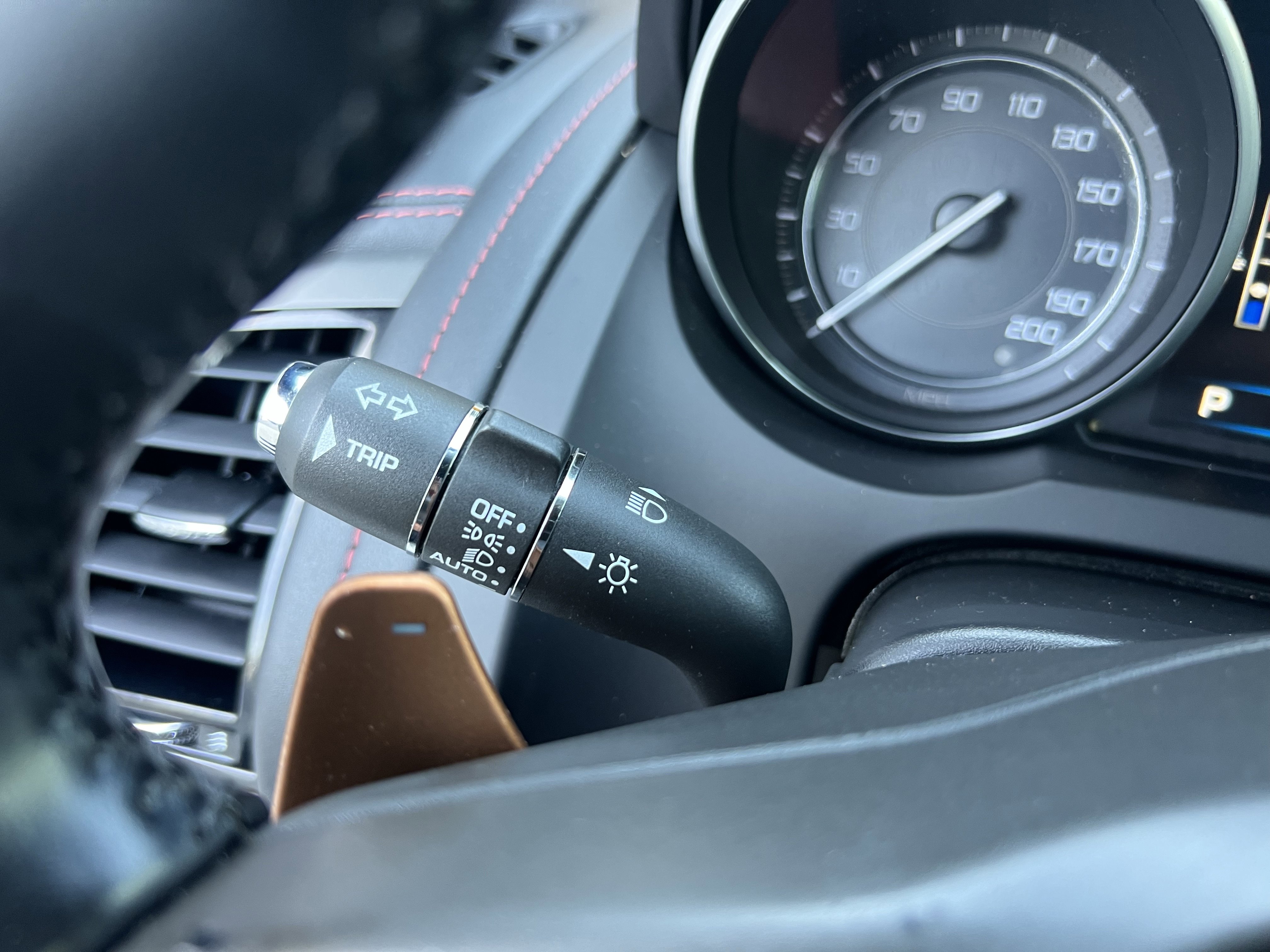 Used 2015 Jaguar F-TYPE R image 26