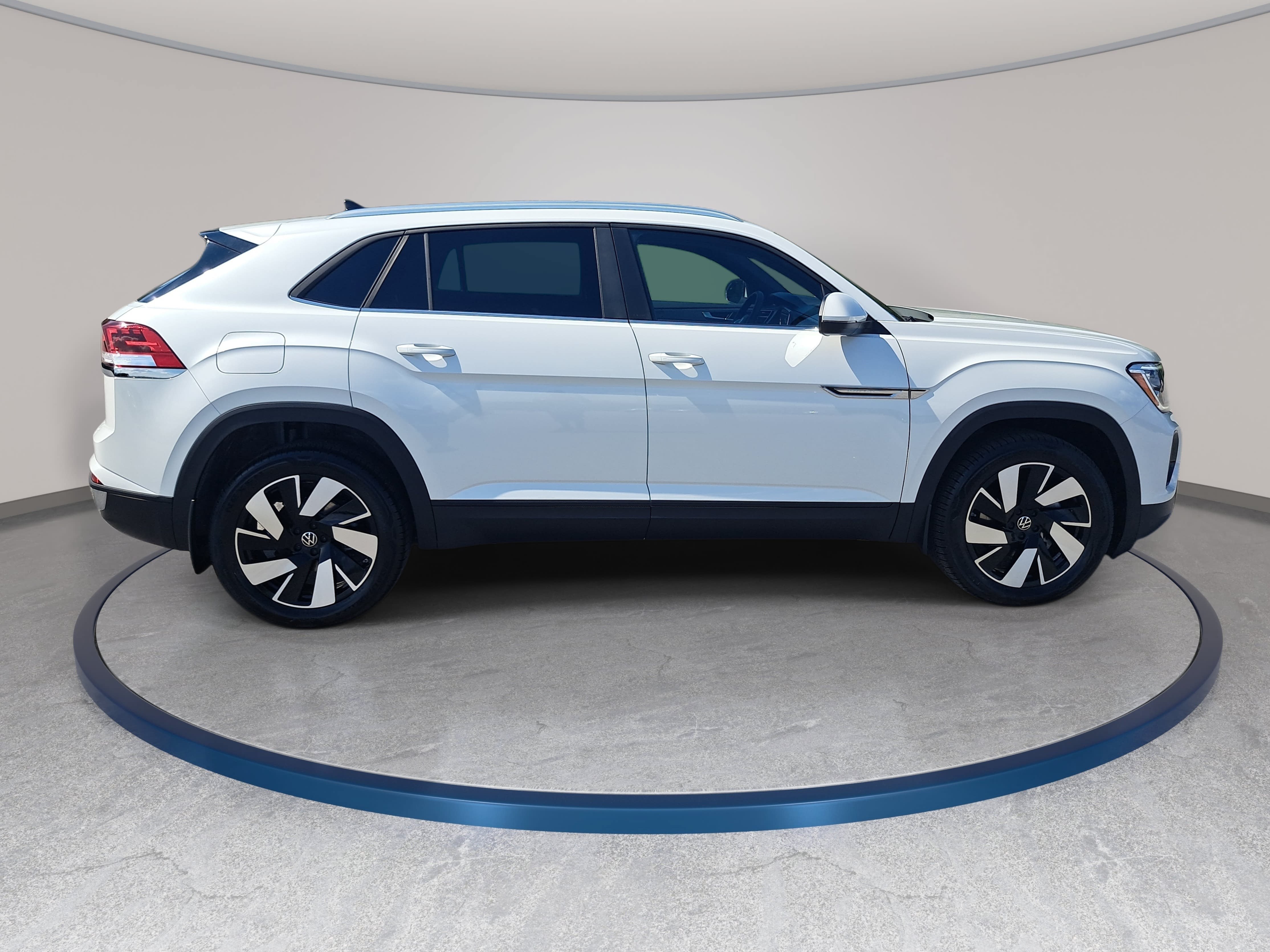 New 2026 Volkswagen Atlas Cross Sport SE AWD/4WD image 4