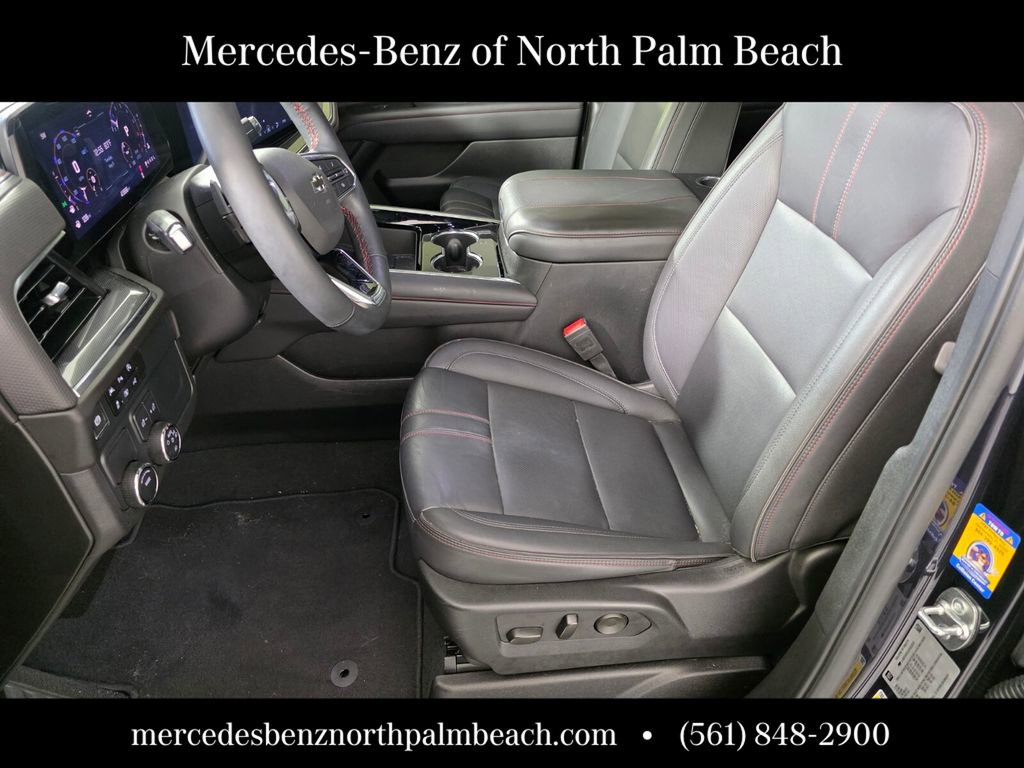 Used 2025 Chevrolet Tahoe RST w/ Comfort Package RWD image 9
