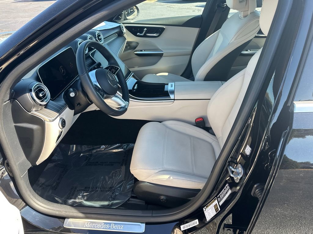 Certified 2025 Mercedes-Benz C 300 4MATIC Sedan image 9