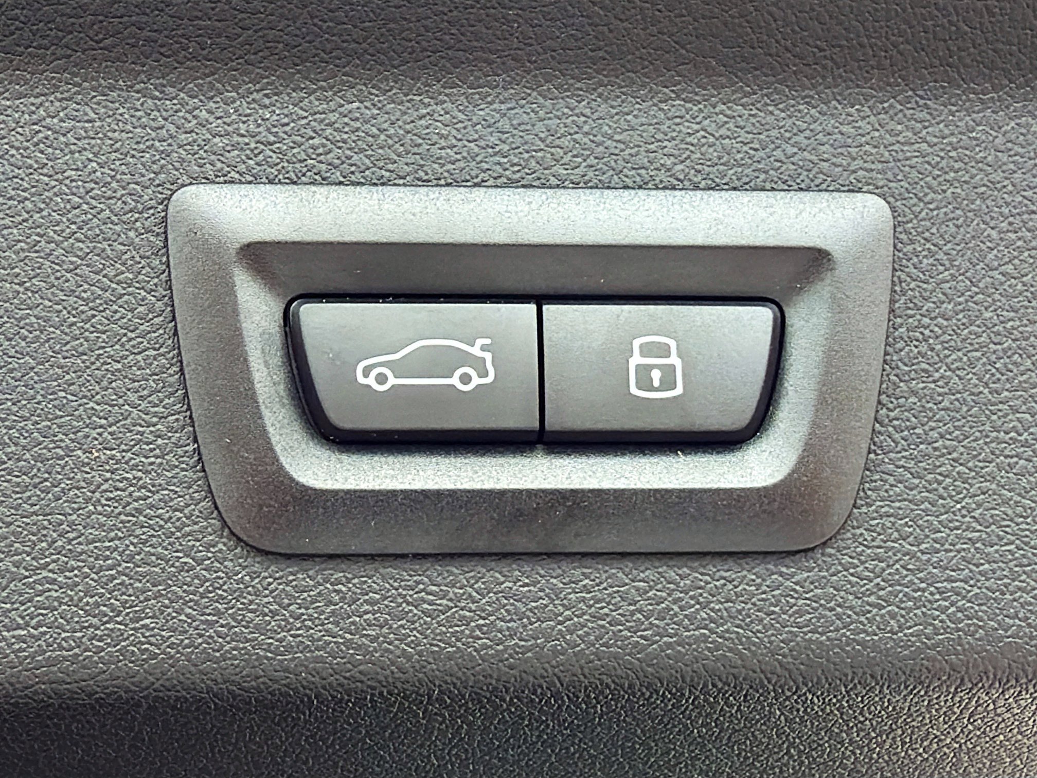 Used 2025 BMW X2 M35i image 13