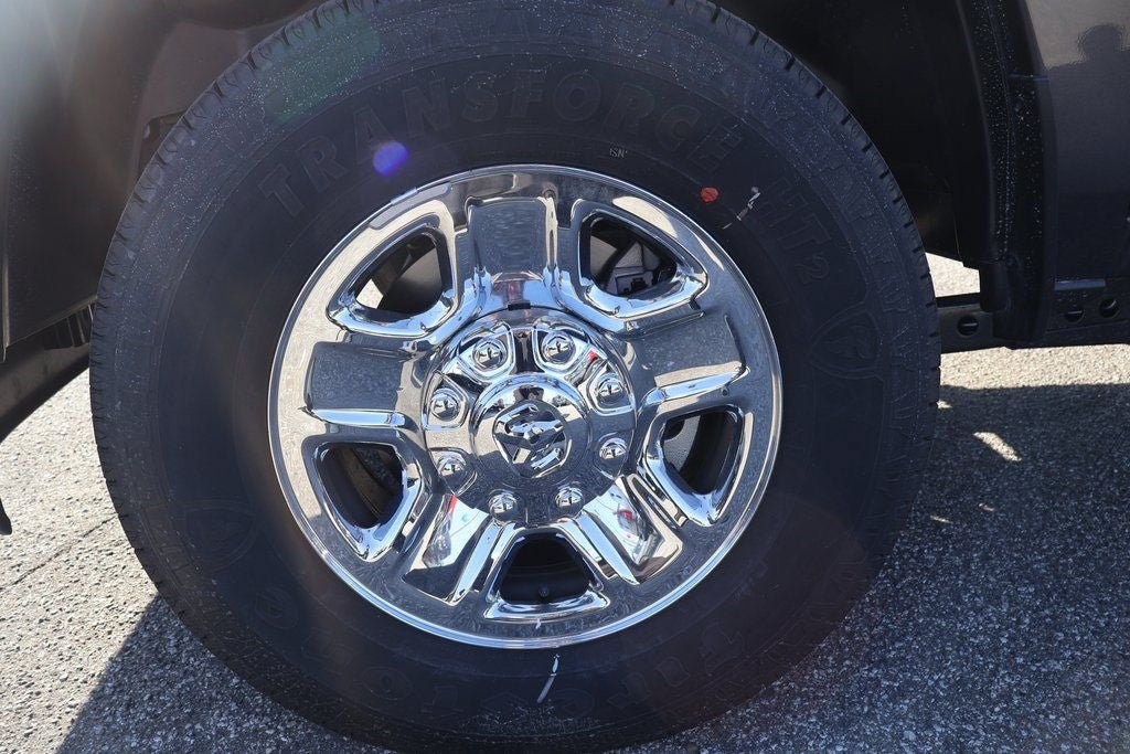 New 2025 RAM 2500 Tradesman w/ Chrome Appearance Group AWD/4WD image 8