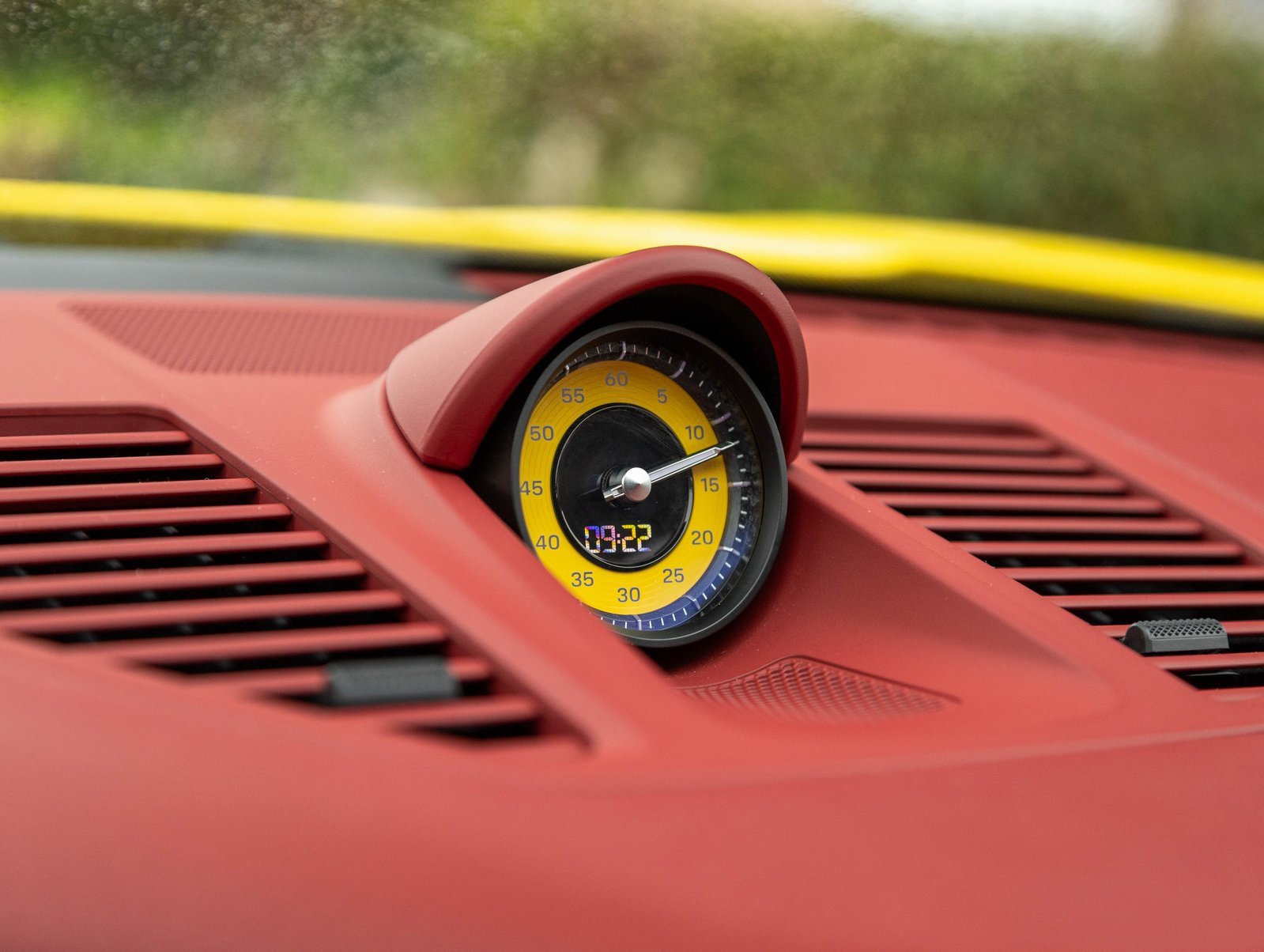 Used 2023 Porsche 911 Carrera image 24