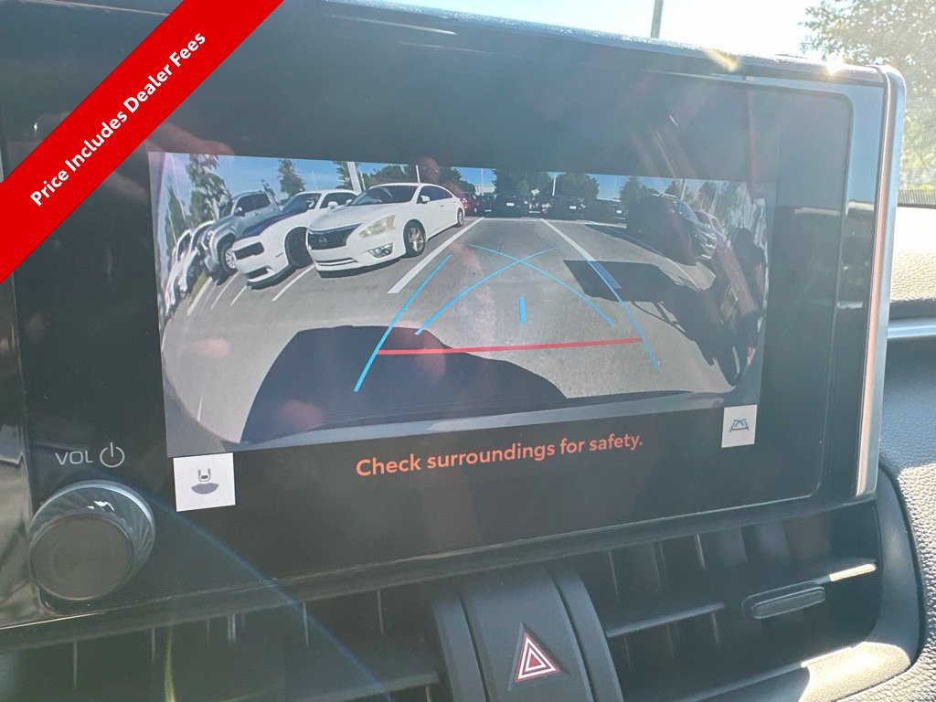 Used 2024 Toyota RAV4 LE AWD/4WD image 6
