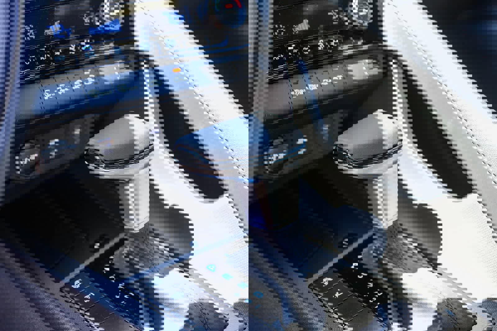 New 2025 Hyundai Elantra Sport image 23