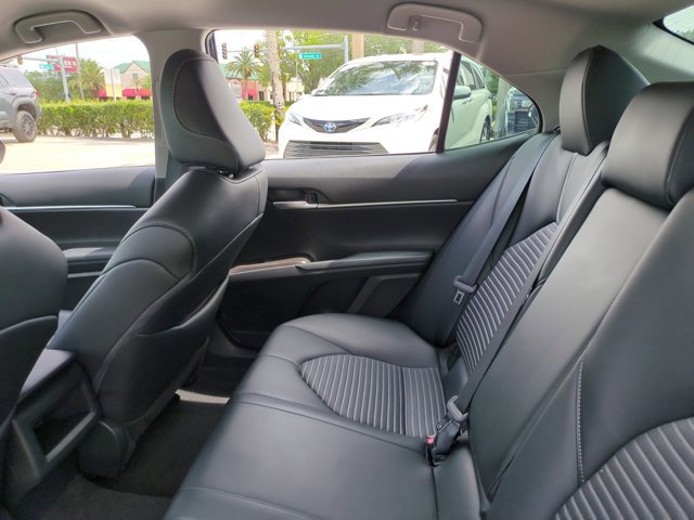 Certified 2023 Toyota Camry SE FWD image 17