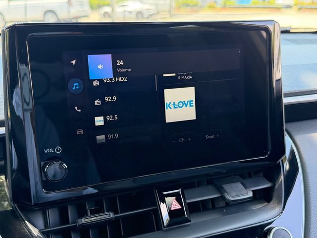 Used 2024 Toyota Corolla Cross AWD Hybrid w/ Moonroof Package image 23