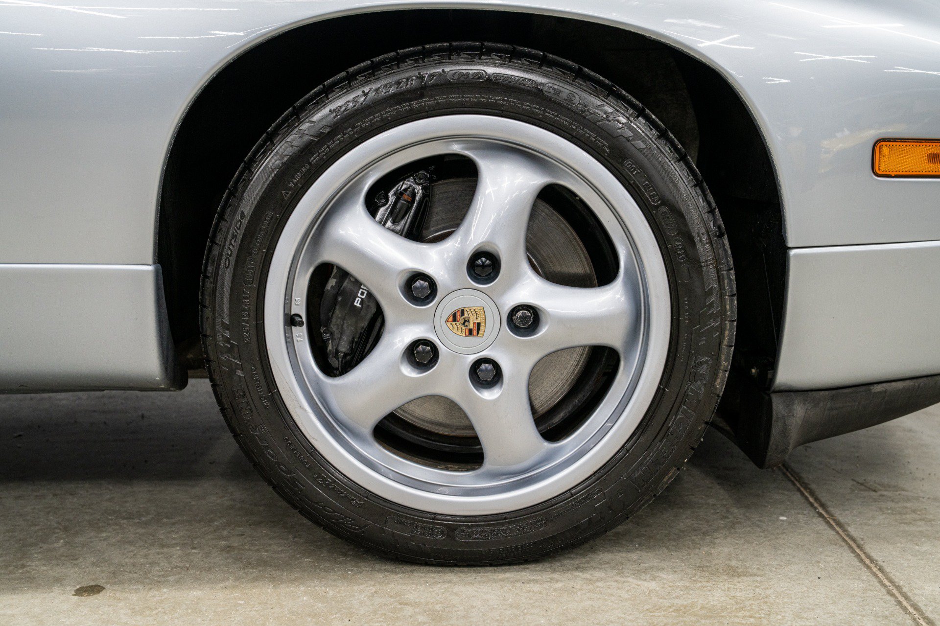 Used 1994 Porsche 928 GTS RWD image 36