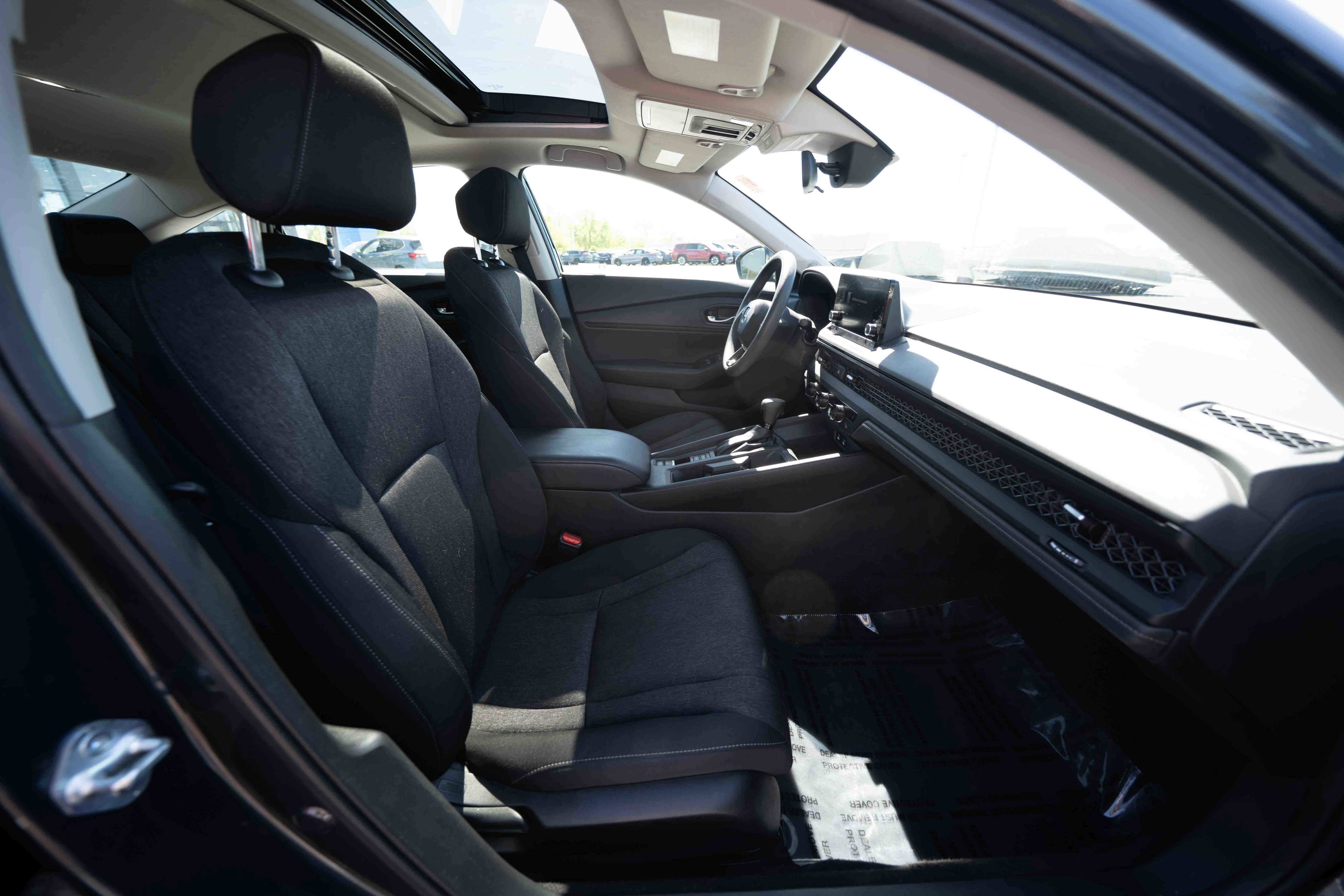 Used 2023 Honda Accord EX image 26