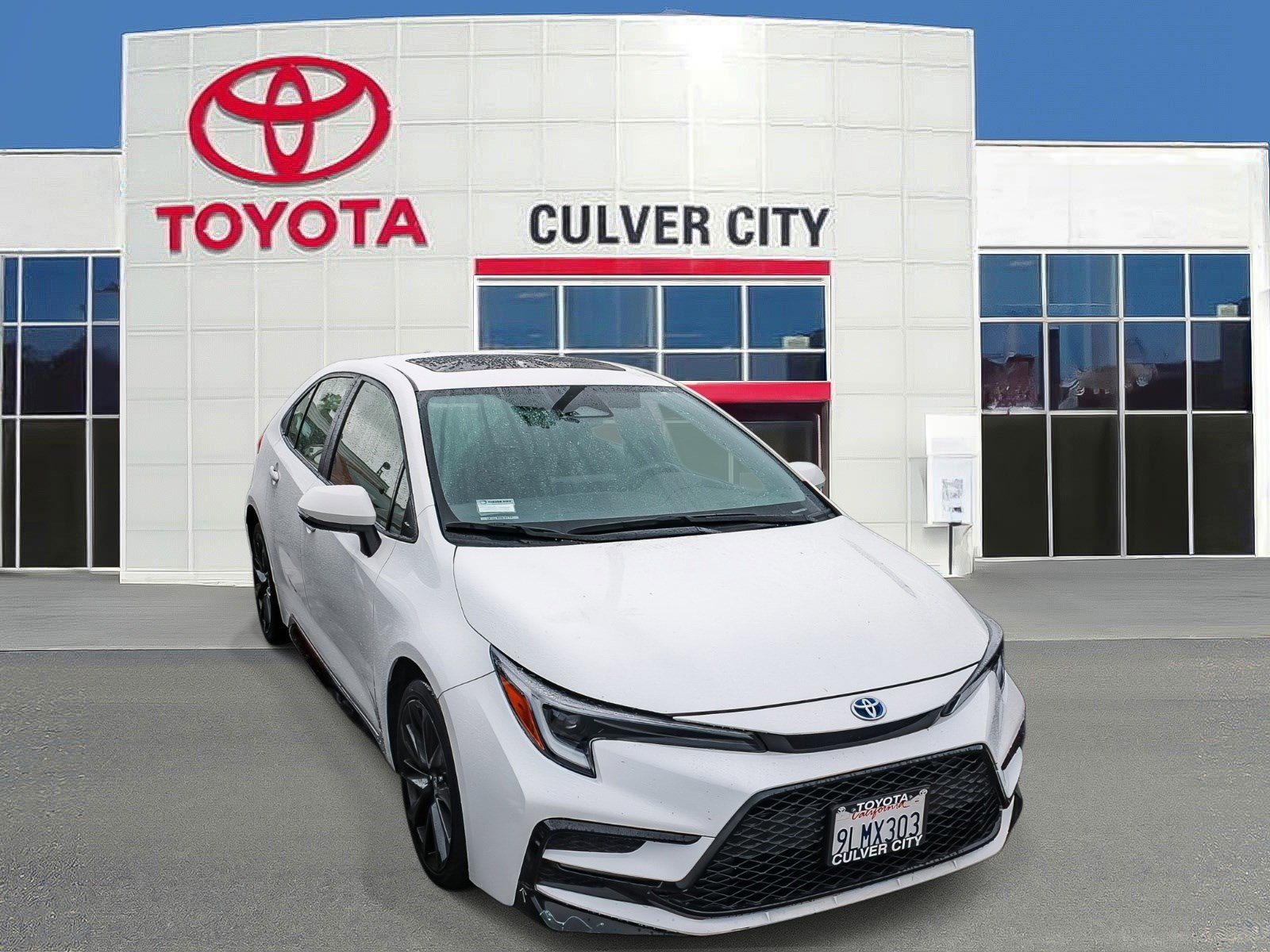 Certified 2024 Toyota Corolla SE image 1