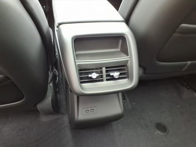 New 2026 Cadillac Lyriq Sport w/ LPO, Floor Liner Package AWD/4WD image 15