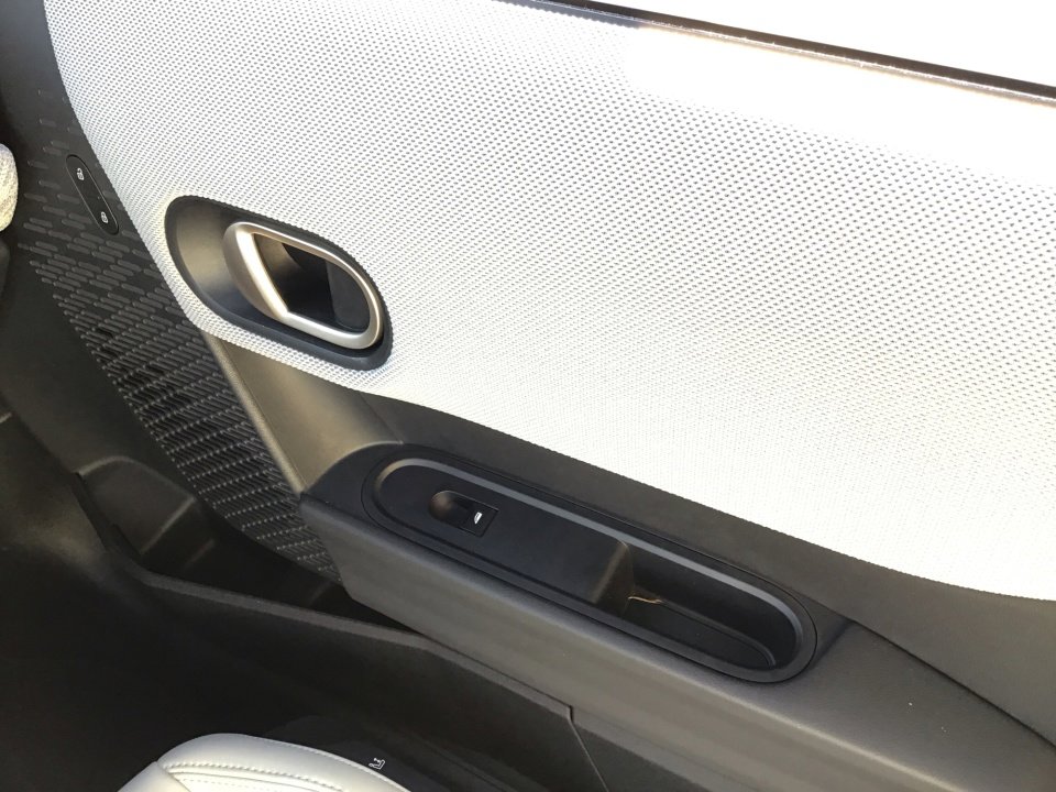 Certified 2025 MINI Cooper S image 31