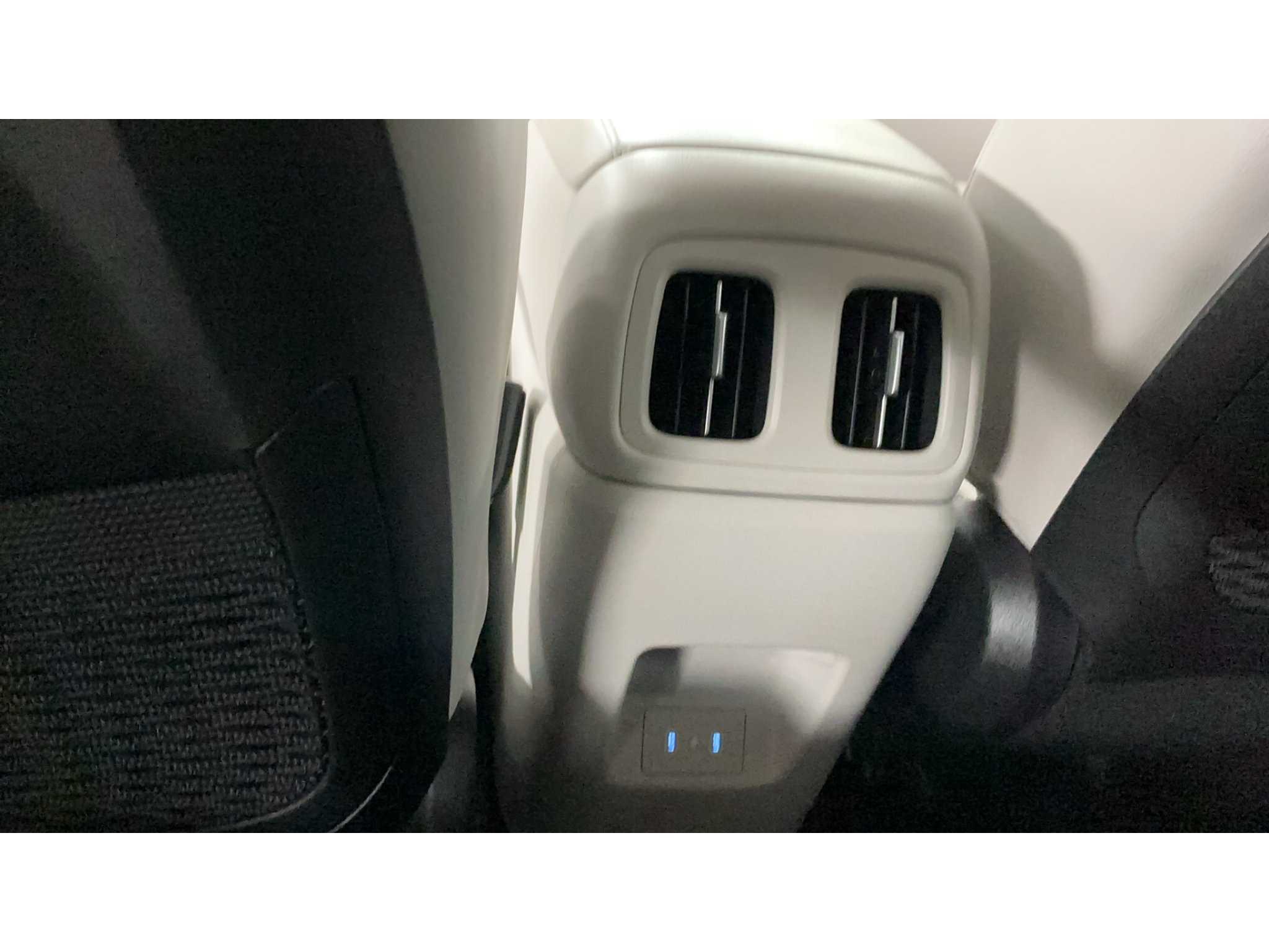 Certified 2025 Hyundai Tucson Limited AWD/4WD image 28