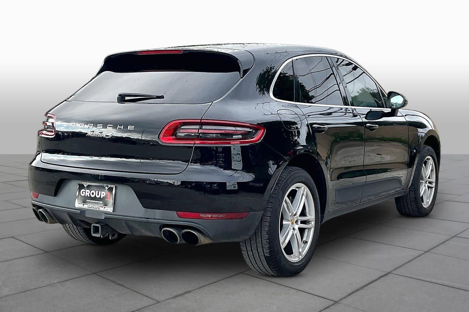 Used 2015 Porsche Macan S AWD/4WD image 11