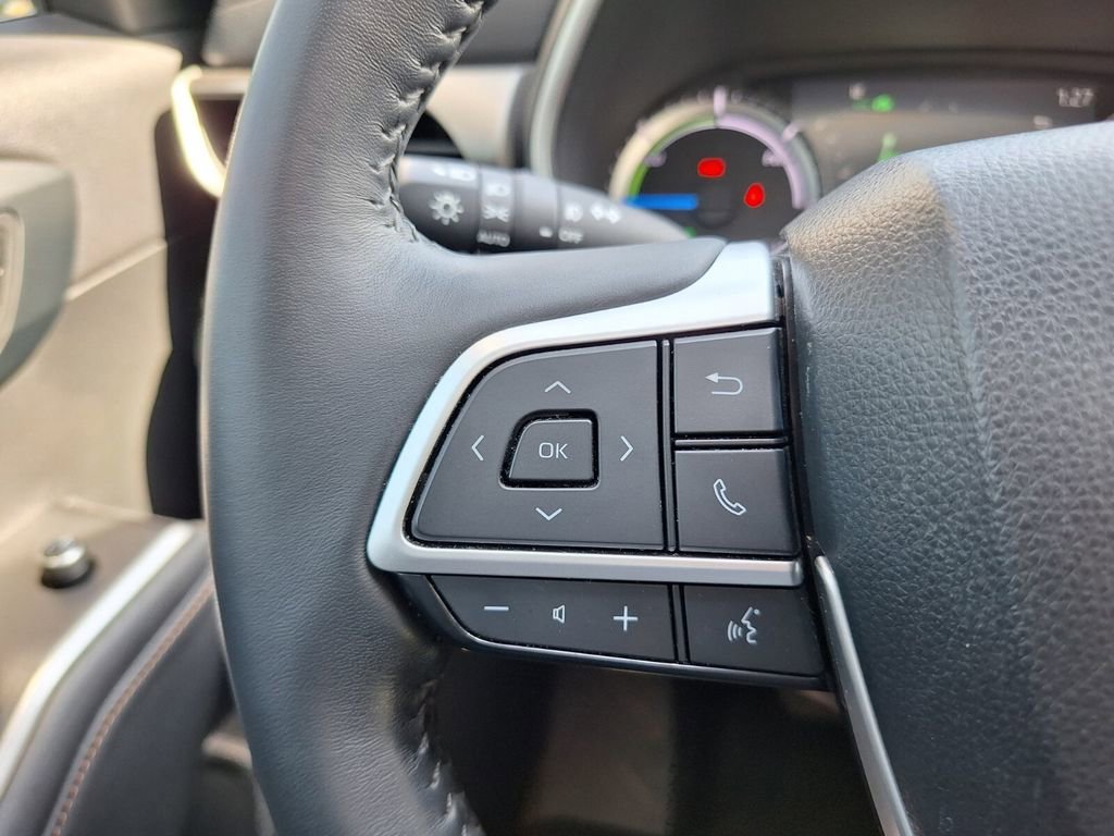 Used 2023 Toyota Highlander Bronze Edition image 18